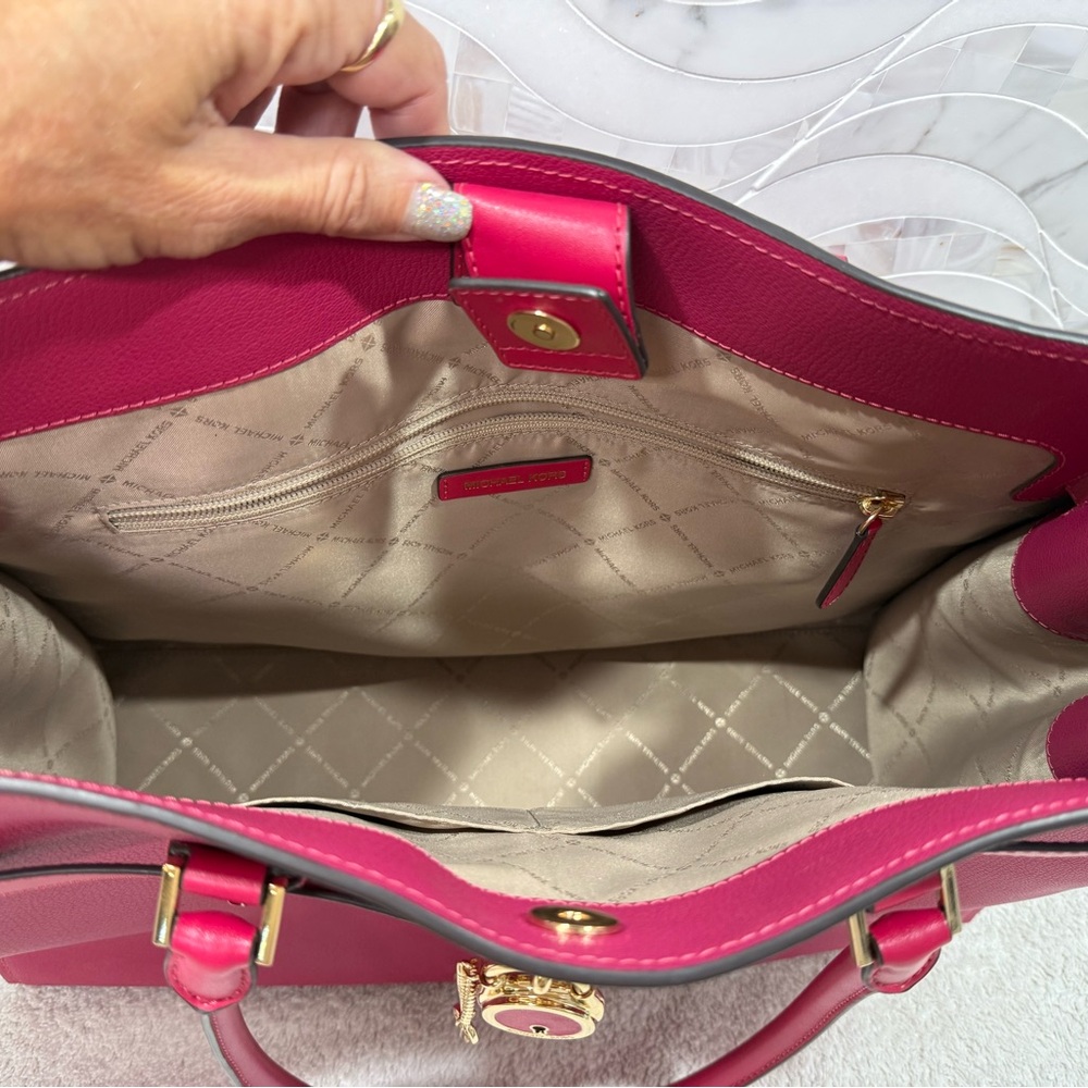 Michael Kors Fuchsia Satchel Large Tote - Picture 6 of 9